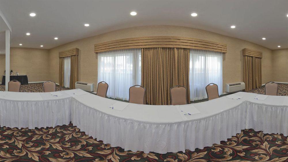 Fairfield Inn & Suites By Marriott Camarillo Buitenkant foto